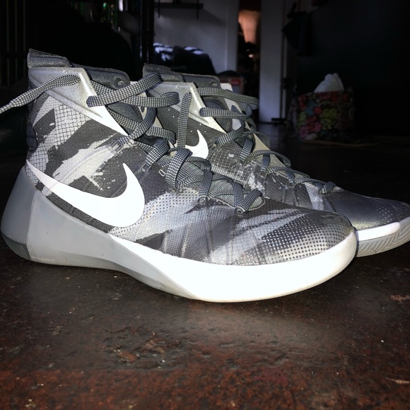 Nike Other - Men's Nike Hyperdunk 2015 size 10.5